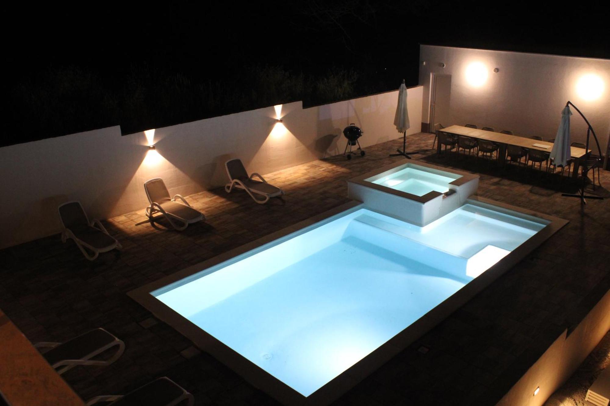 Holiday House Emjalemi Pula Luaran gambar